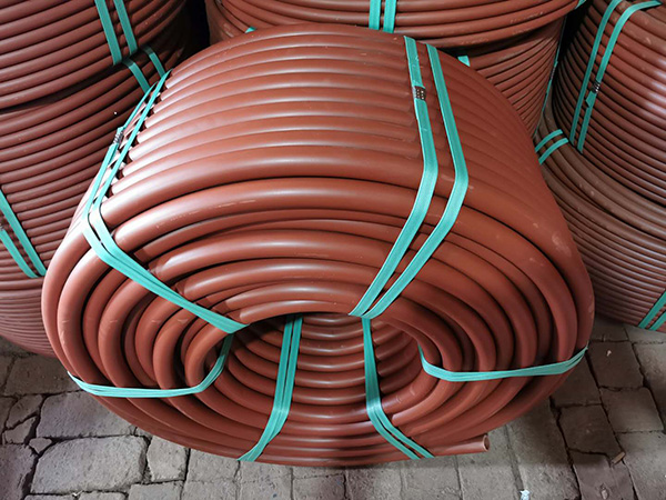 定日定日穿线管厂家告知大家管材选择哪种的好